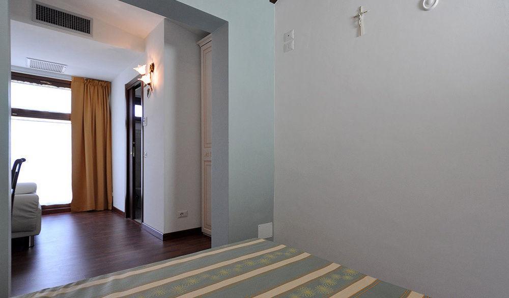 Hotel Residenza Scorcio Sul Mare à Porto San Giorgio Extérieur photo